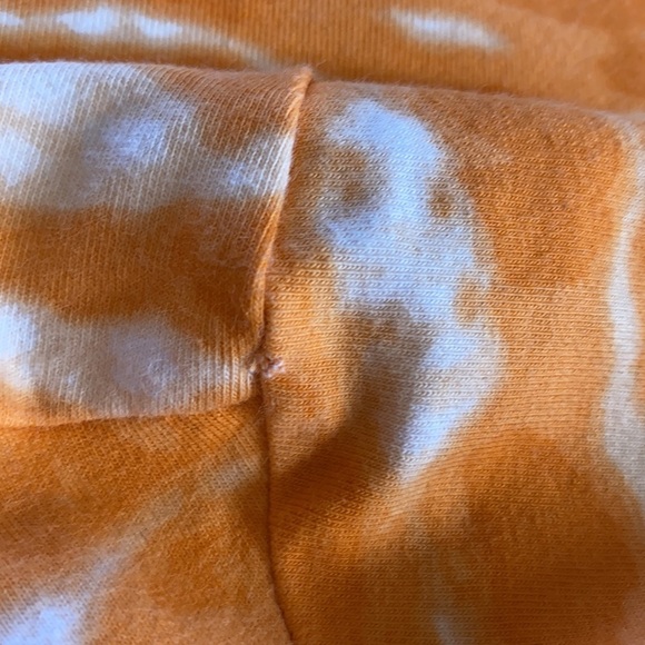 Ruby Rd. short sleeve roll tab orange & white tie-dyed top, Size PL - Picture 8 of 9